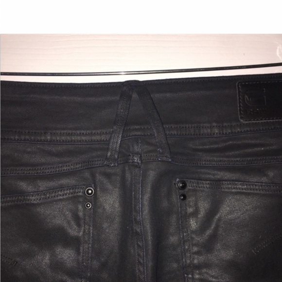 Black G-Star Raw 'Lynn' Jeans with a slight glossy finish. - Picture 3 of 8